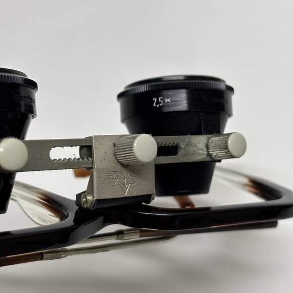VTG Oculus Orascoptic CE Loupes 52 20 Made In Germany 2.5x Dentist HTF Magnifier - Picture 10 of 12